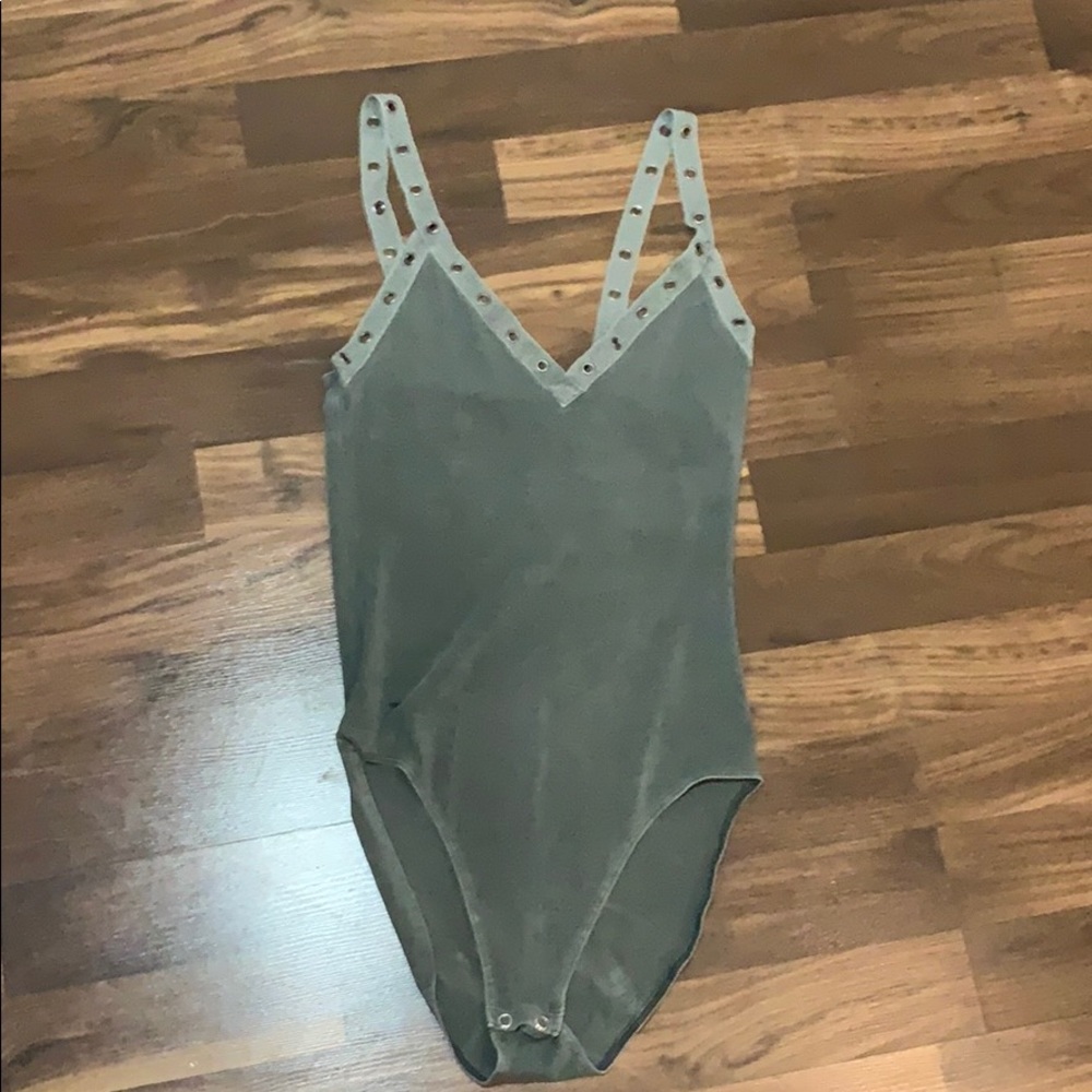 American Eagle Green Bodysuit Top✨